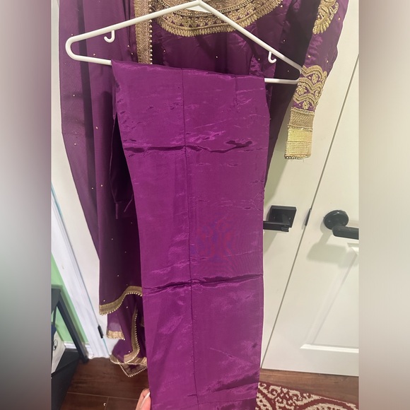 Purple Indian Suit with Pant - Picture 5 of 5